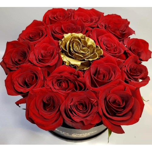 Box of 18 Roses, Red and gold